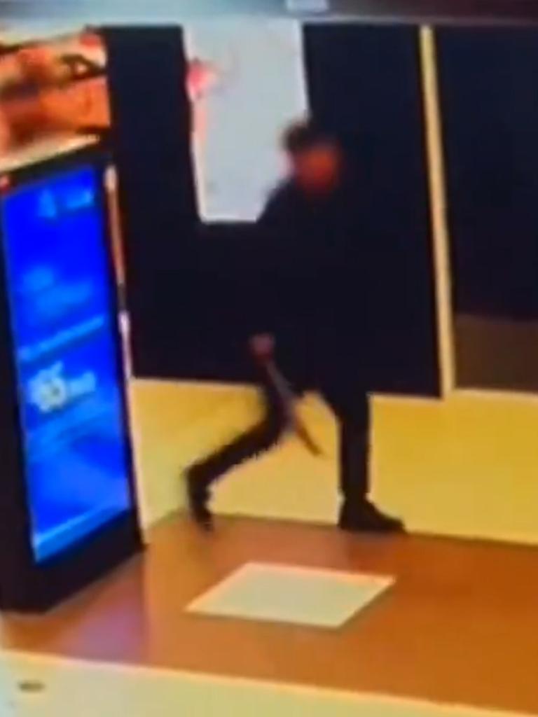 Teens armed with machetes at Caroline Springs shops. Picture: 9 News