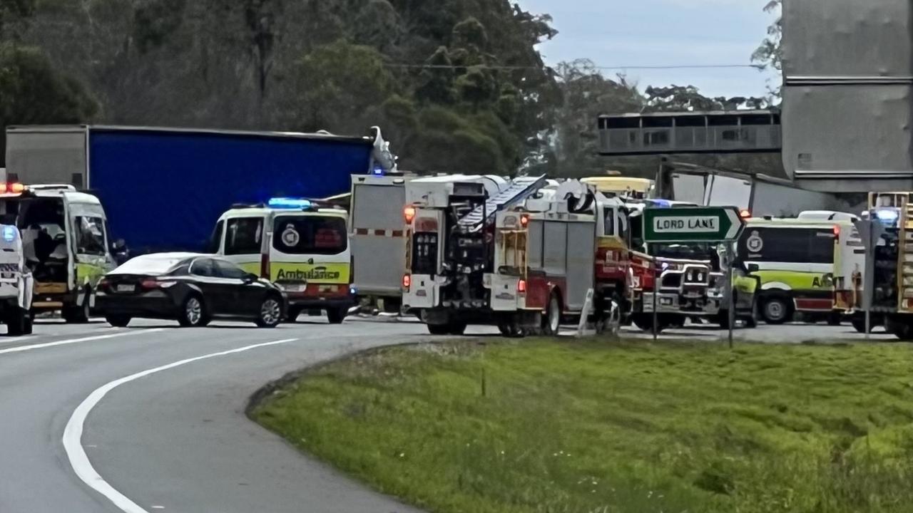 D’aguilar Highway Closed After Major Truck Crash, Man Trapped In 