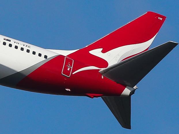 SYDNEY, AUSTRALIA : Newswire Photos  SEPTEMBER 04 2023: A general view of a Qantas Plane taking off at Sydney Airport. NCA Newswire / Gaye Gerard