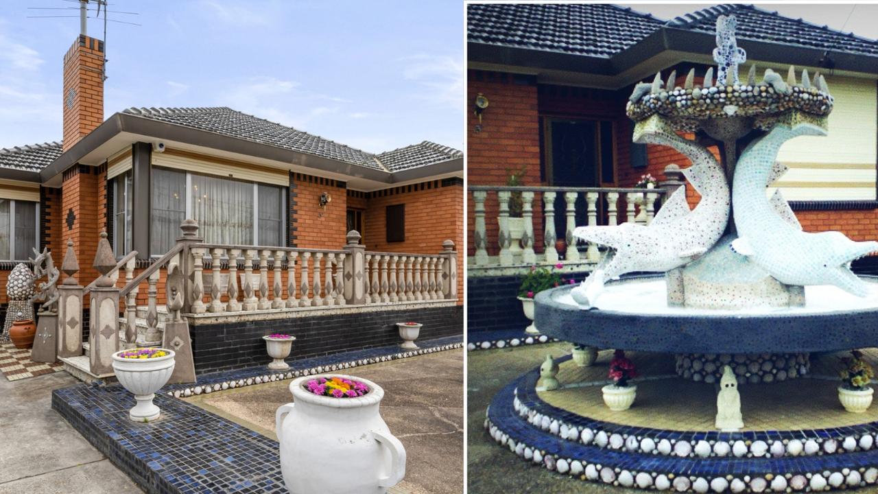 ‘Nonna’s House of the Week’: Dolphin statue pad for sale