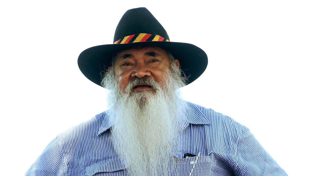 Pat Dodson to retire from politics amid cancer battle 