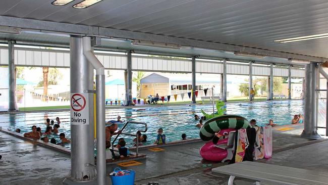 Patrons attend the Roma pool. Picture: Rory Hession