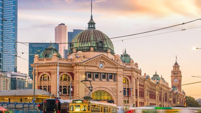 A fight between two youth groups occurred outside the Flinders Street Station that left a 15-year-old boy with a fractured skill.