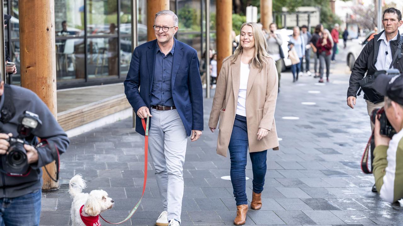 Mr Albanese and Ms Haydon stepped out for a coffee with dog Toto on Sunday morning. Picture: Darren Leigh Roberts