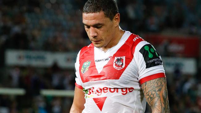 Tyson Frizell leaves the field after the Dragons 36 — 0 loss to the Cowboys.