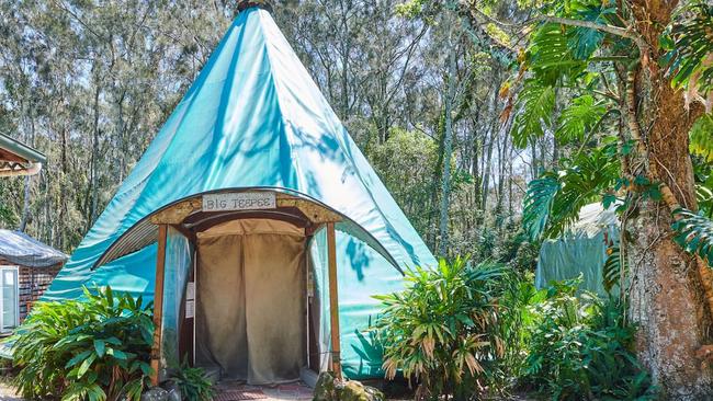 teepee at Byron Bay