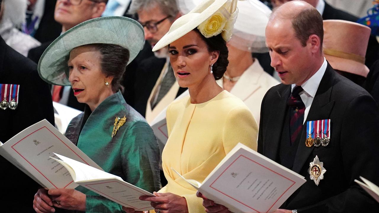 Eagle-eyed social media viewers believe Meghan Markle turned away as Kate Middleton entered St Paul’s cathedral. Picture: Aaron Chown / POOL / AFP.