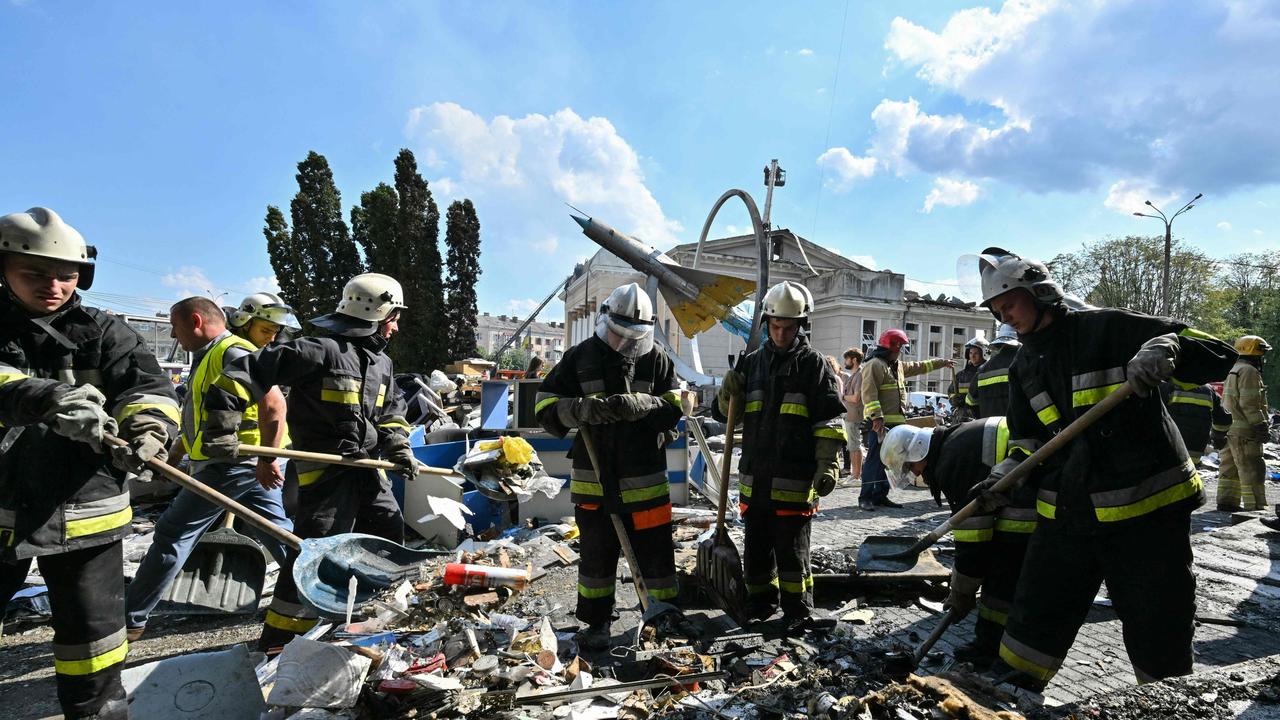 Les frappes de missiles de croisière russes tuent 22 personnes et en blessent beaucoup plus dans un « acte de terrorisme ouvert »