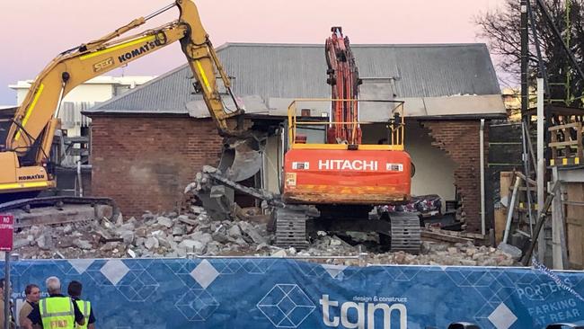 Traffic is in chaos on the northern beaches after a demolition accident in Balgowlah. Picture: Jim O'Rourke.