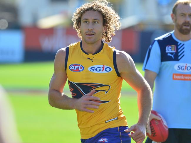 West Coast Eagles train at Kardinia Park Geelong ahead of their game with the Geelong Cats 6.5.16 Matt Priddis Picture: Mitch Bear