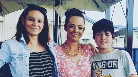 Bradley Smith (far right) with his sisters Samantha Chapman (left) and Jessica Schirmer (centre.)