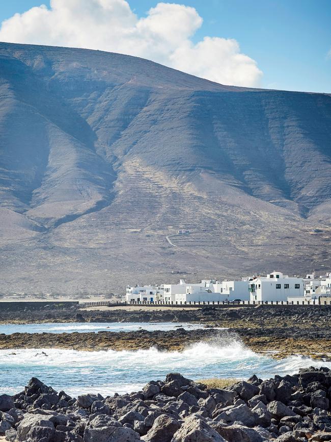 Caleta de Famara is a fishing village in the north. Photography: Sabrina Rothe.