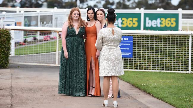 Matthew Flinders Girls Secondary College 2021 graduation. Picture: David Smith.