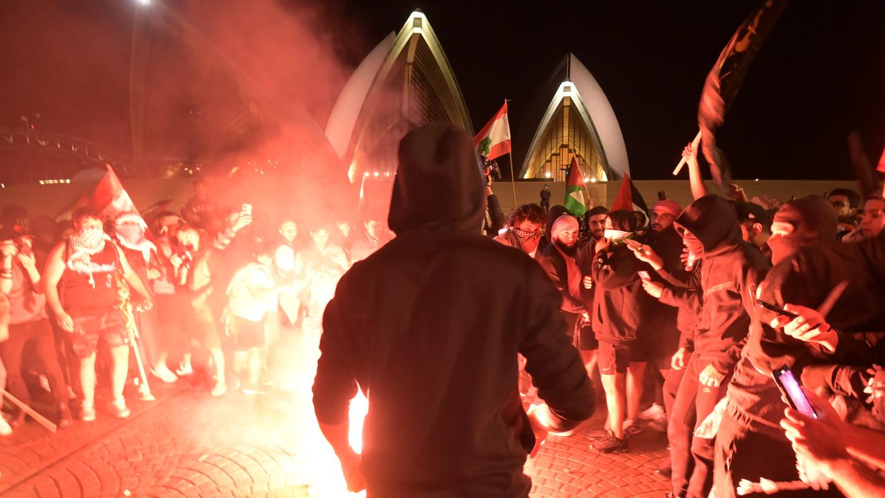 Ã Rally For A Free Palestine protest on the forecourt of The Sydney Opera House in Sydney following the recent outbreak of war between Israel and Palestine. Picture: NCA NewsWire / Jeremy Piper