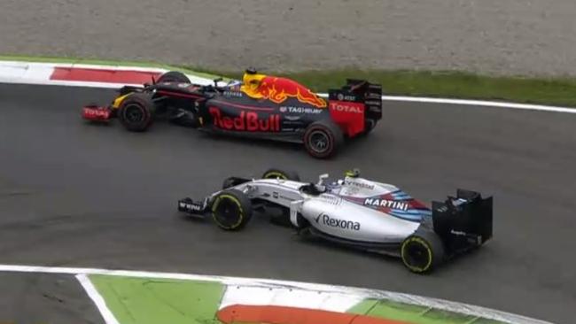Daniel Ricciardo completes his move on Valtteri Bottas.