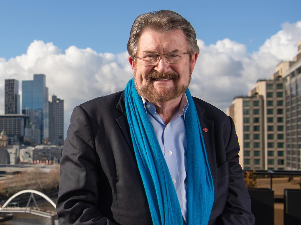 Derryn Hinch to return to TV with new Sky News show Gold Coast Bulletin