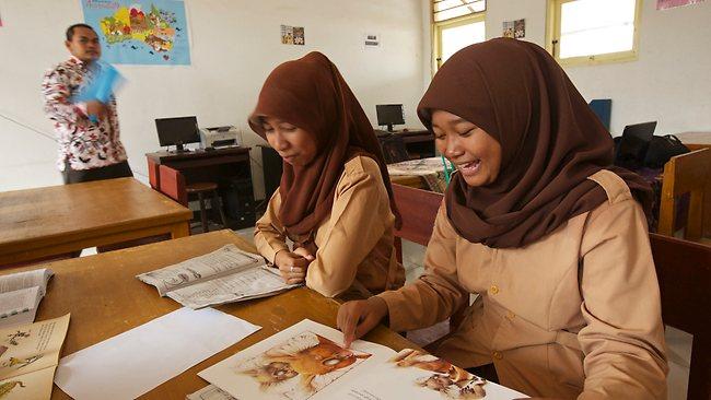 Students study in the library of the Balaraja Madrasah