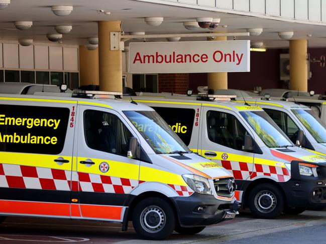 SYDNEY, AUSTRALIA - NewsWire Photos SEPTEMBER 23, 2021: Ambulances pictured at Liverpool Hospital. Sydney's Liverpool Hospital has had dozens test positive for COVID-19 in a new outbreak with contact tracing underway across six separate wards.Picture: NCA NewsWire / Damian Shaw