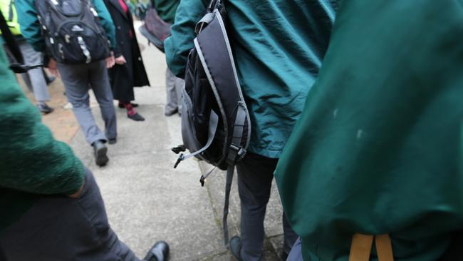 A generic photograph of NSW high school students.