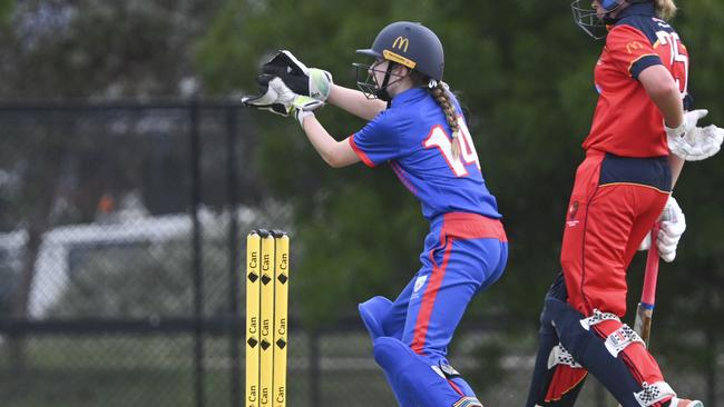 Wicketkeeper-batter Sophie Clune in action for Newcastle. Picture: Martin Ollman