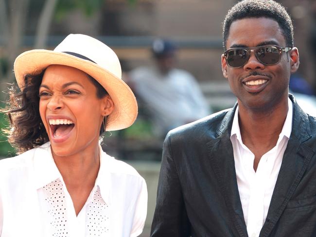 Rosario Dawson and Chris Rock in a scene from the movie Top Five