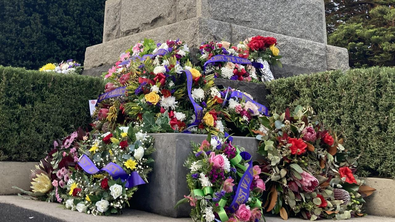 Mount Gambier Anzac Day 2022. Wreaths placed in tribute. Picture: Arj Ganesan