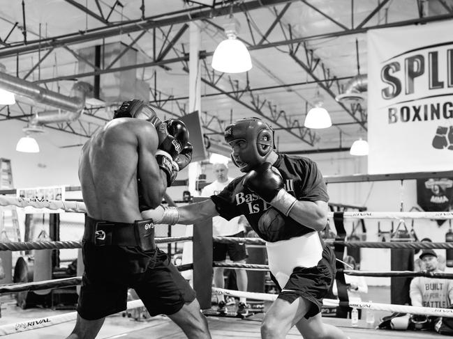 Tim Tszyu spars with Mykal Fox and Ardreal Holmes.