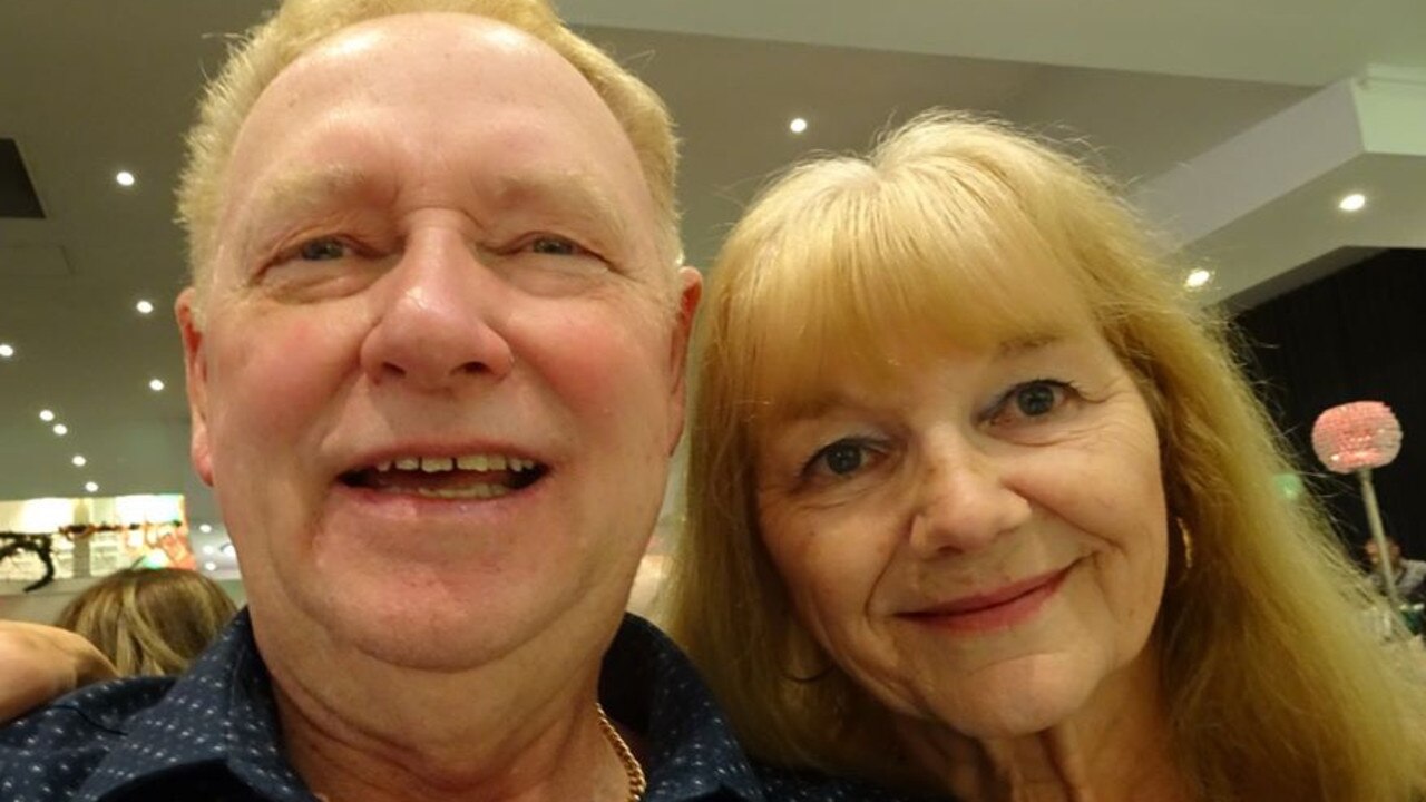 Sue and Allan Haigh from Melbourne, who are in enforced isolation in Sydney's Swissotel, say they need fresh air and access to medicine.