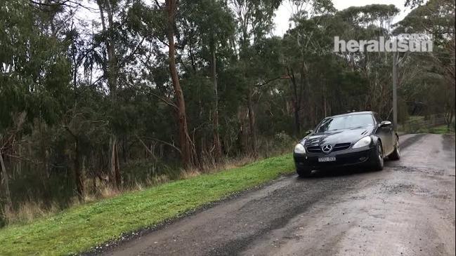 Police test Mercedes at Mt Macedon as they investigate the murder of Avondale Heights mum Karen Ristevski