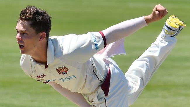 ADELAIDE, AUSTRALIA - NOVEMBER 02: Mitchell Swepson of the Queensland Bulls bowls during day four of the Sheffield Shield match between New South Wales and Queensland at Karen Rolton Oval on November 02, 2020 in Adelaide, Australia. (Photo by Mark Brake/Getty Images)