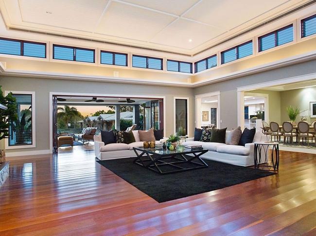 A house in Carrara bought by Gold Coast Mayor Tom Tate and his wife Ruth.