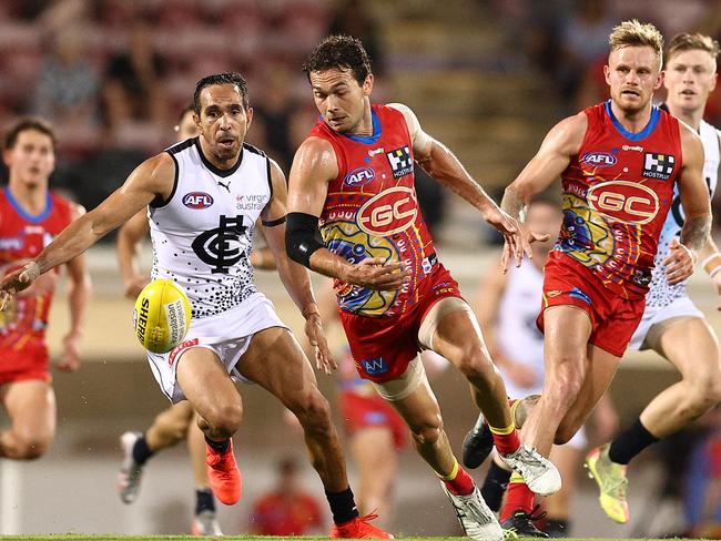 Action from the Carlton v Gold Coast clash at TIO Stadium in 2020, with respective Blues and Suns stars Eddie Betts and Jarrod Harbrow competing for the ball. Picture: Daniel Kalisz/Getty Images