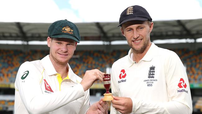 Steve Smith and England captain Joe Root with the Ashes. Pic Peter Wallis