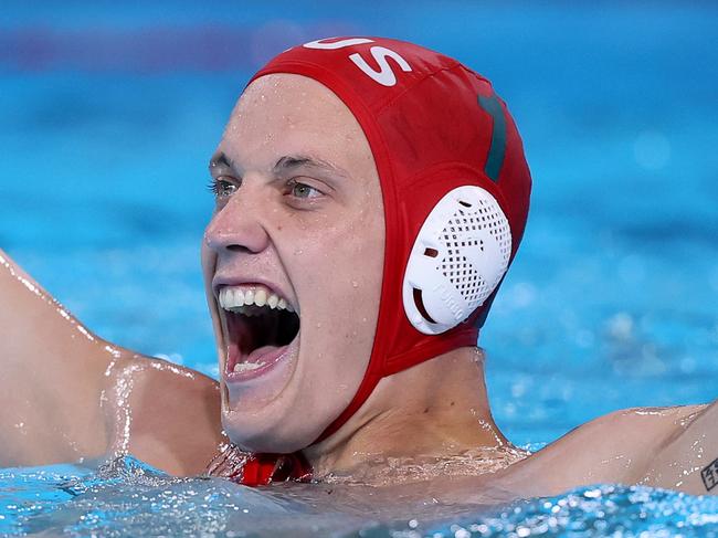 *** BESTPIX *** PARIS, FRANCE - AUGUST 03: Nic Porter of Team Australia celebrates winning the Men's Preliminary Round - Group B match between Team Australia and Team Hungary on day eight of the Olympic Games Paris 2024 at Aquatics Centre on August 03, 2024 in Paris, France. (Photo by Clive Rose/Getty Images)