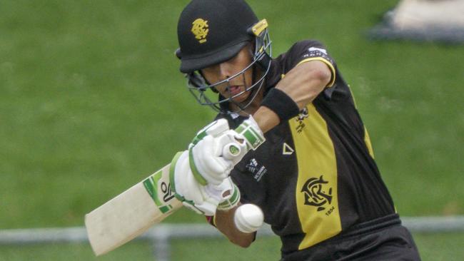 Premier Cricket 2022-23: Fitzroy Doncaster v Richmond at Schramms Reserve, Doncaster. Yash Pednekar batting for Richmond. Picture: Valeriu Campan