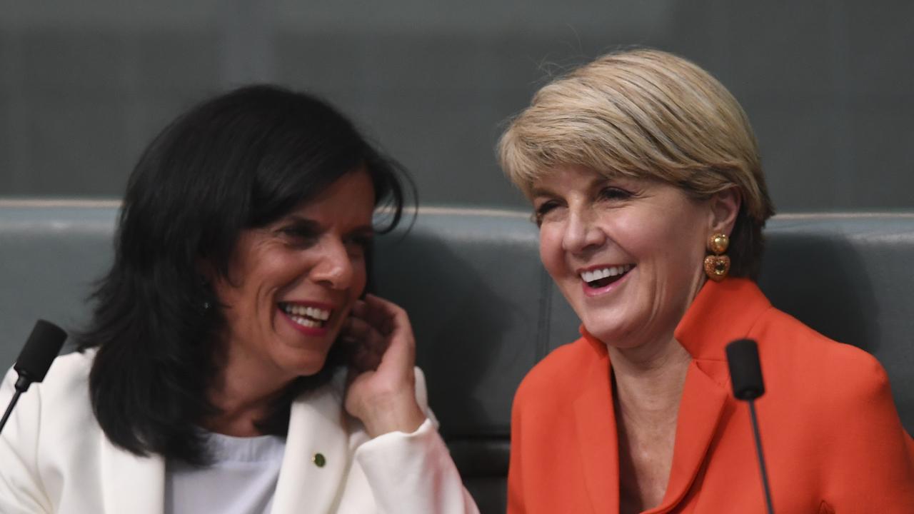 Former Australian Foreign Minister Julie Bishop (right) speaks to Liberal backbencher Julia Banks during House of Representatives Question Time at Parliament House in Canberra, Monday, September 10, 2018. (AAP Image/Lukas Coch) NO ARCHIVING