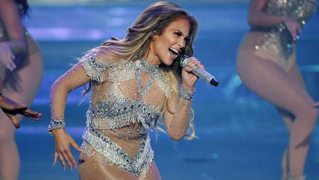 Jennifer Lopez might look amazing and be a showstopping performer, but she’d struggle to fit into leading fashion labels’ clothing. Picture: Ethan Miller/Getty