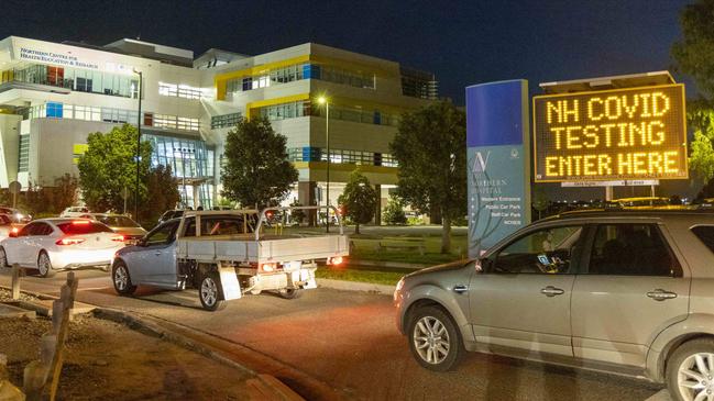 Heavy queues at the Northern Hospital in Epping.