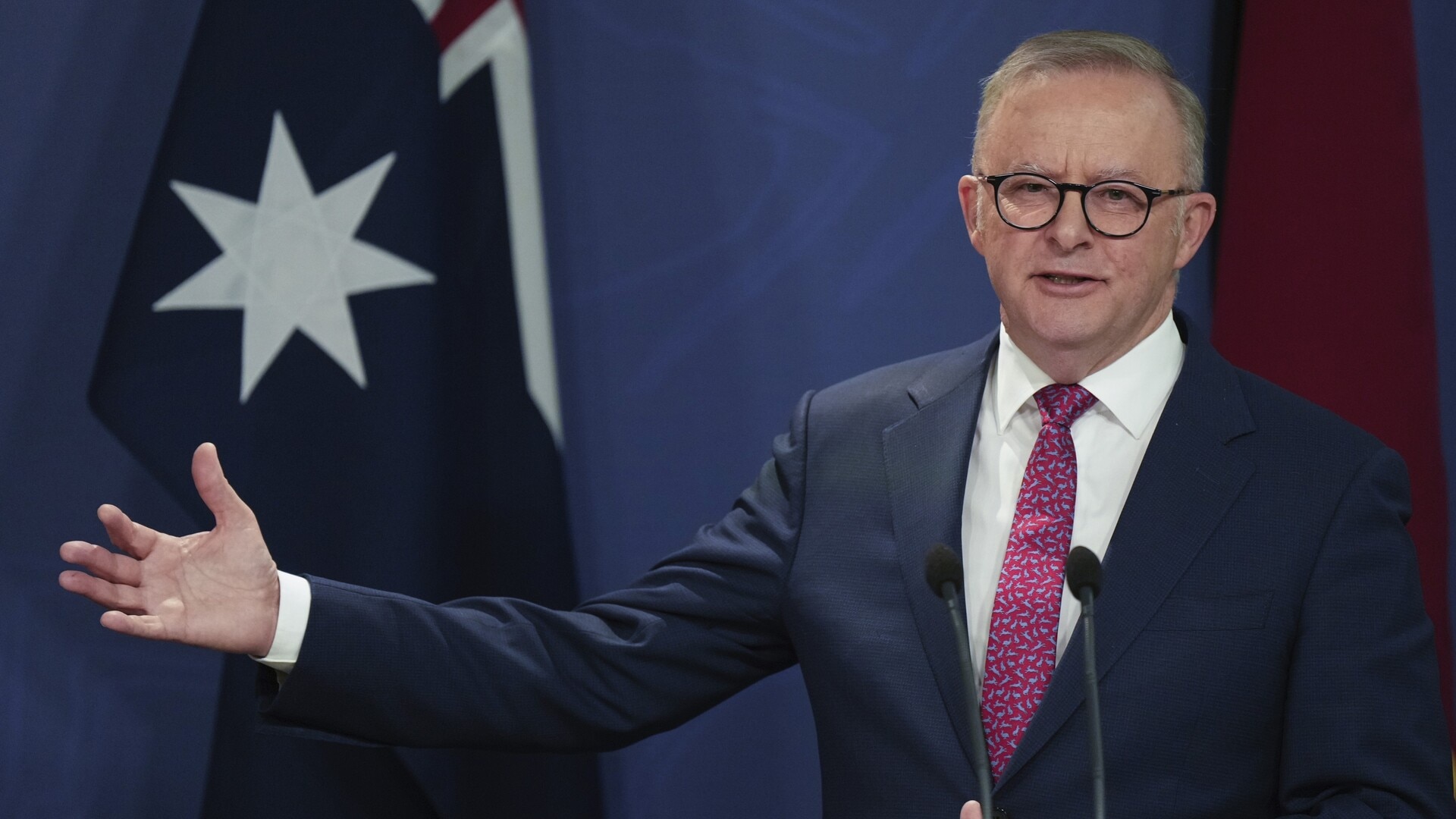 PM’s latest claim shows he is ‘washing his hands’ of the Australian economy