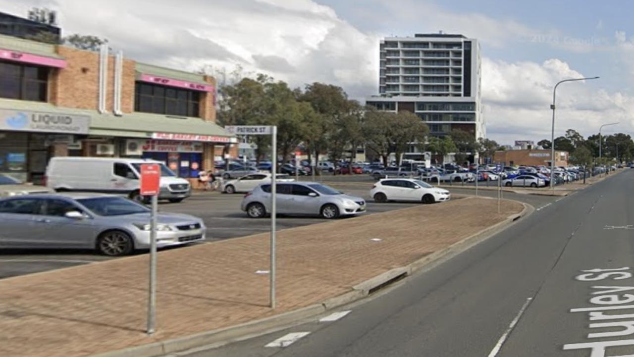 Teen knifed near busy Sydney train station