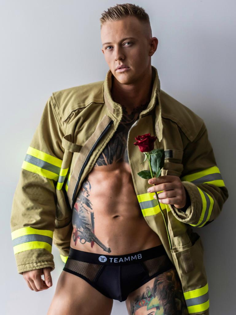 Sydney navy veteran Justin Leo left military to become male stripper with  Magic Men | news.com.au — Australia's leading news site