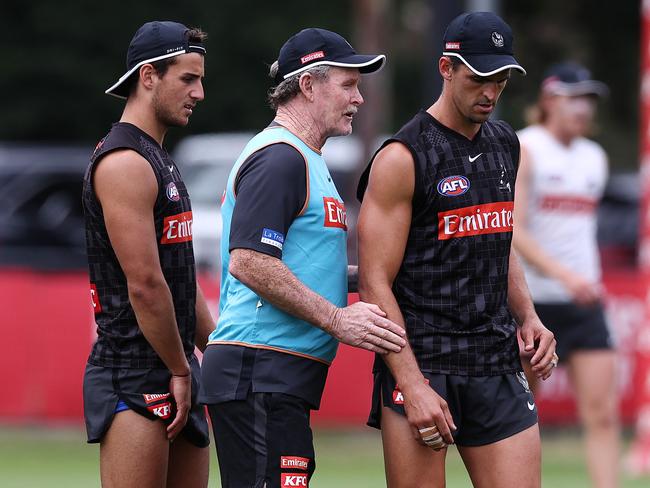 MELBOURNE . 06/02/2023.  AFL.  Collingwood training at Olympic Park.  Former Western Bulldogs coach Brendan McCartney helping out at Collingwood training today  . Pic: Michael Klein