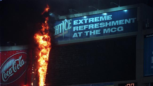 Nobody at the MCG on August 27, 1999 could believe the scoreboard was on fire ahead of the Richmond-Carlton AFL clash.