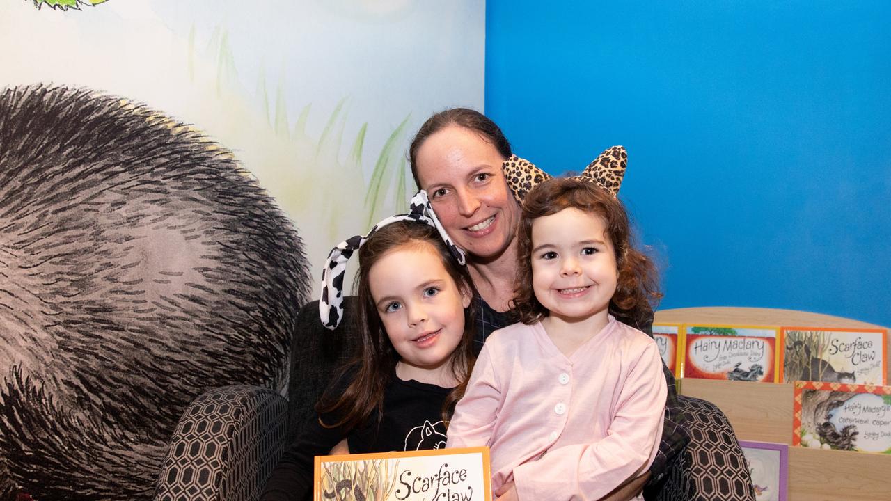 The opening of Scarface Claw exhibition. Lynne Kozak with Alexa and Tess Hunter, of Clayfield. Picture: Dominika Lis