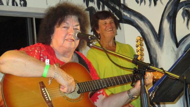 Singer Marge Graham, backed by Kay Ritchings, was a real hit with the crowds on the country music scene.