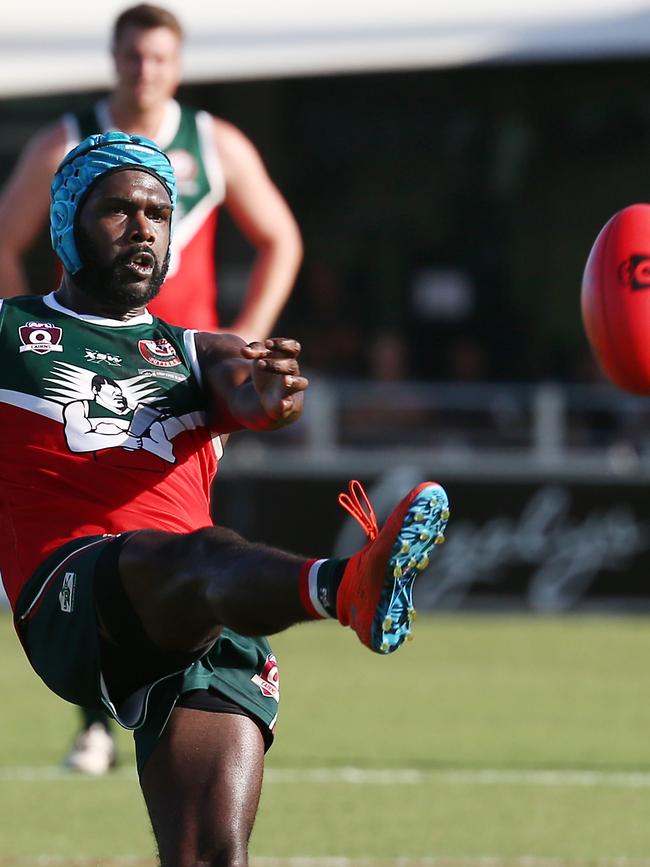 Cutters' Dwayne Bosen kicks a goal in the AFL Cairns men's grand final match between the Port Douglas Crocs and the South Cairns Cutters, played at Cazalys Stadium. PICTURE: BRENDAN RADKE