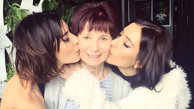 Jessica said their mum was the duo’s “biggest fan” and “greatest supporter”. Picture: Instagram/lisa_veronica