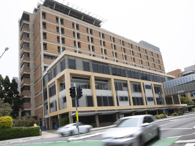 Generic exterior image of Mater Hospital. Raymond Terrace, South Brisbane, Brisbane, 5th of January 2020. (AAP Image/Attila Csaszar)