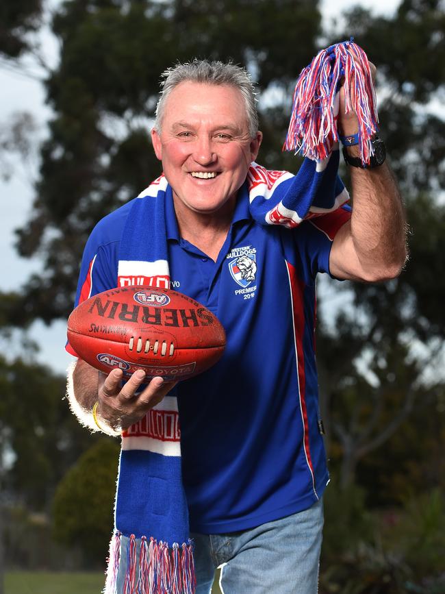 Doug Hawkins is calling for Les Twentyman to be honoured with a statue. Picture: Josie Hayden