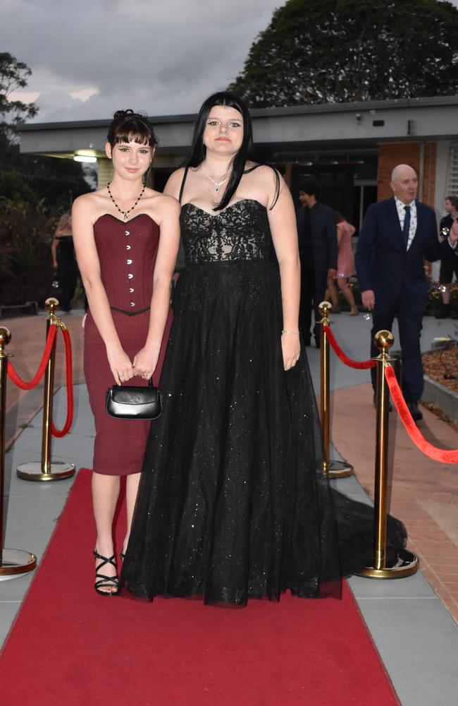 Students arrive at Noosa District State High School formal.